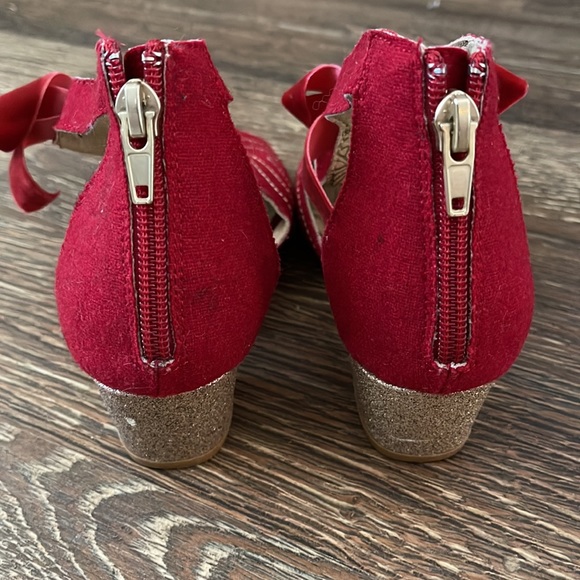 Joyfolie Holiday Cailyn Heels - Picture 3 of 6